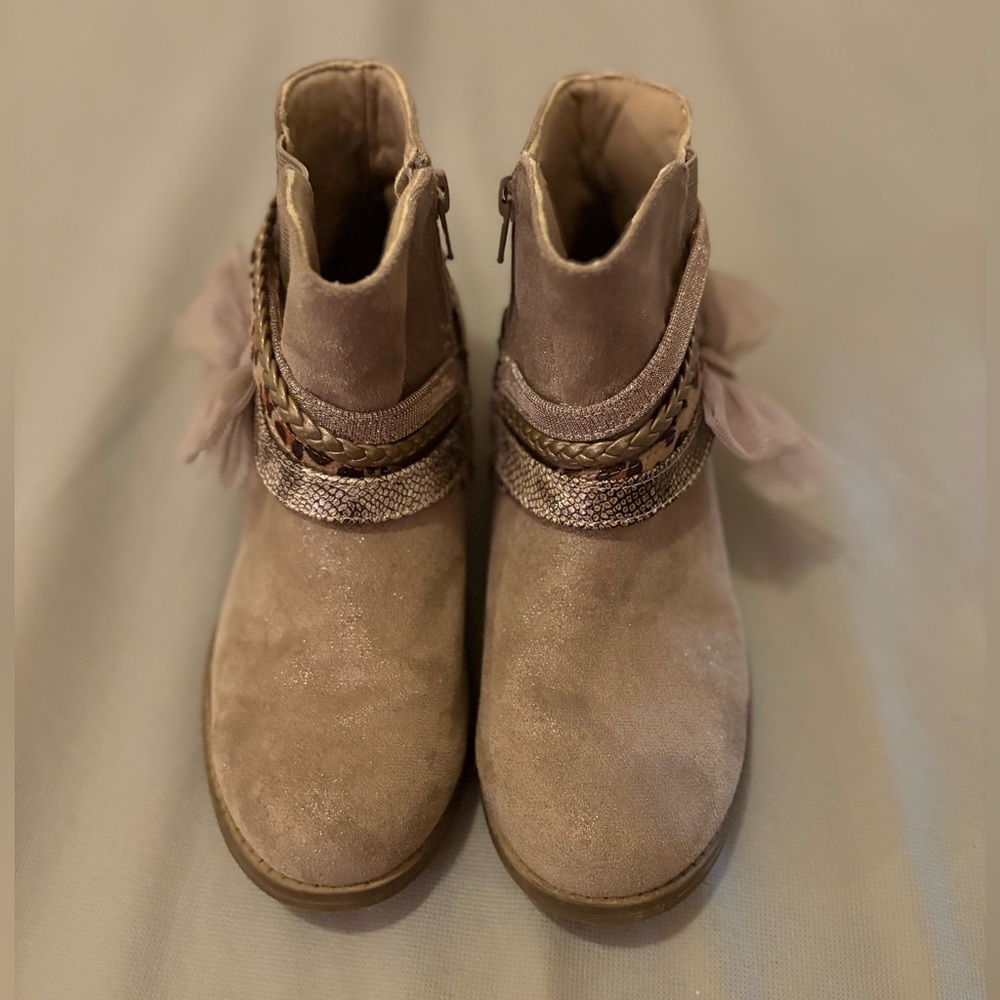Chic Kids Ankle Boots with Designer fashion Straps